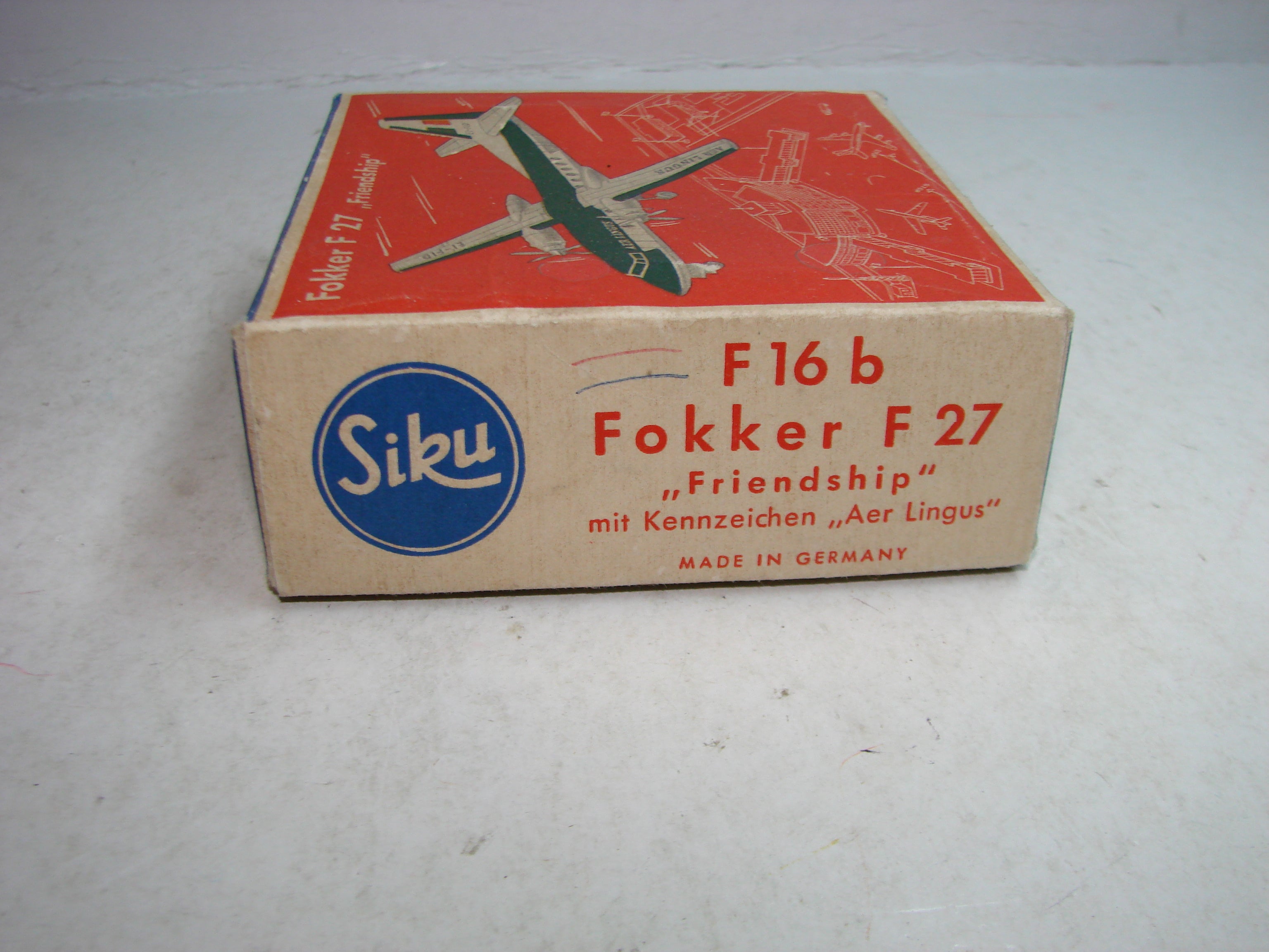 LB - Siku Plastik 1:250, F 16 b , Fokker F 27,
