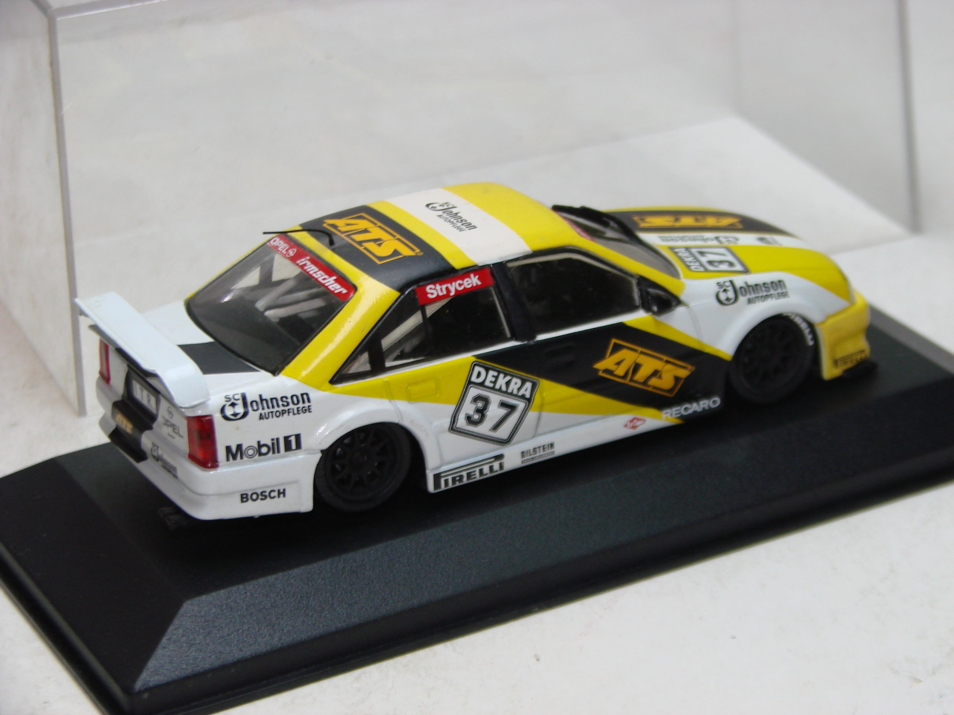 SE - Minichamps, 1:43, Opel Omega V6, DTM, Dekra 37, Strycek