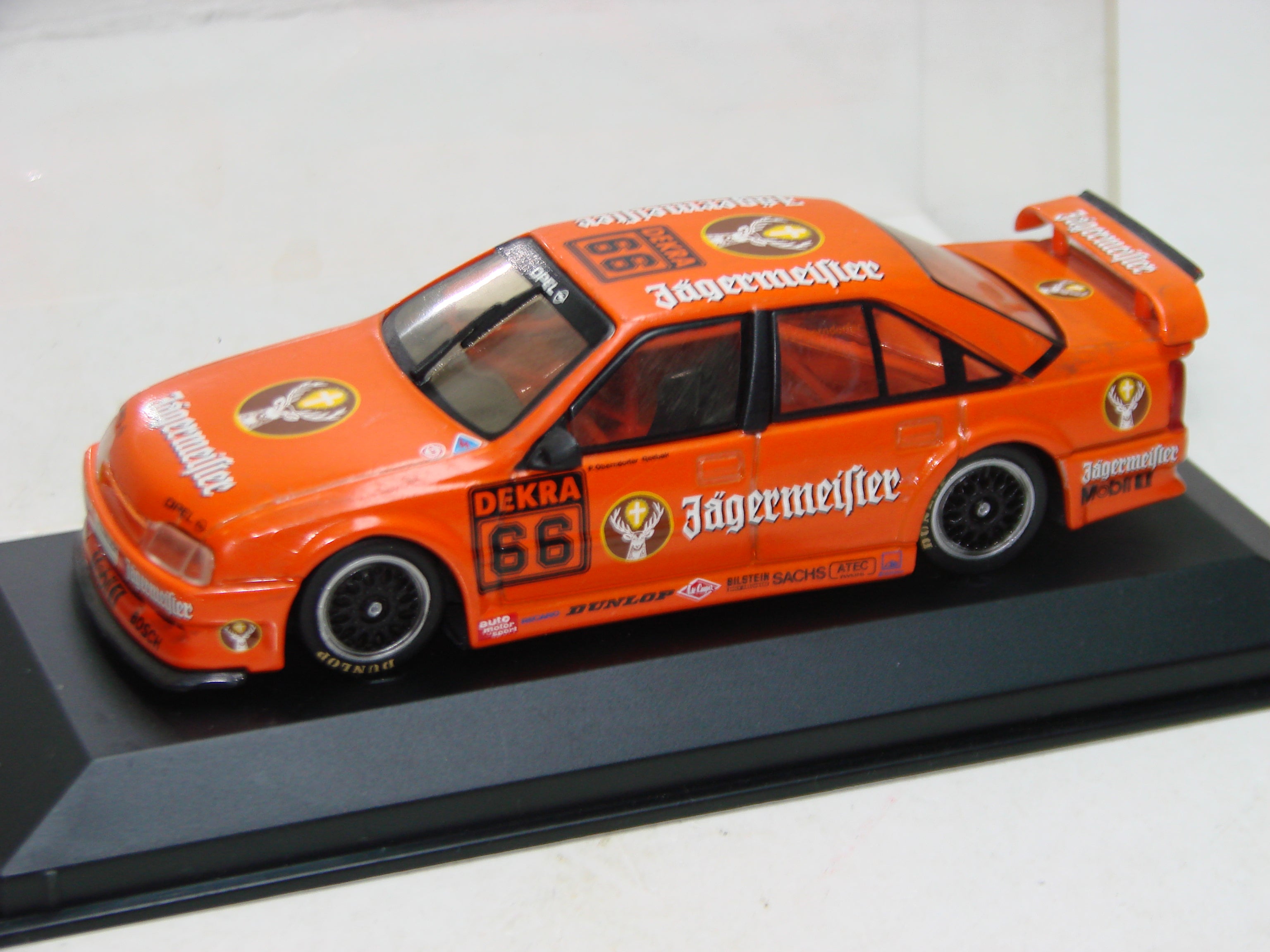 SE - Minichamps, 1:43, Opel Omega  V6, DTM, Dekra 66, Jägermeister