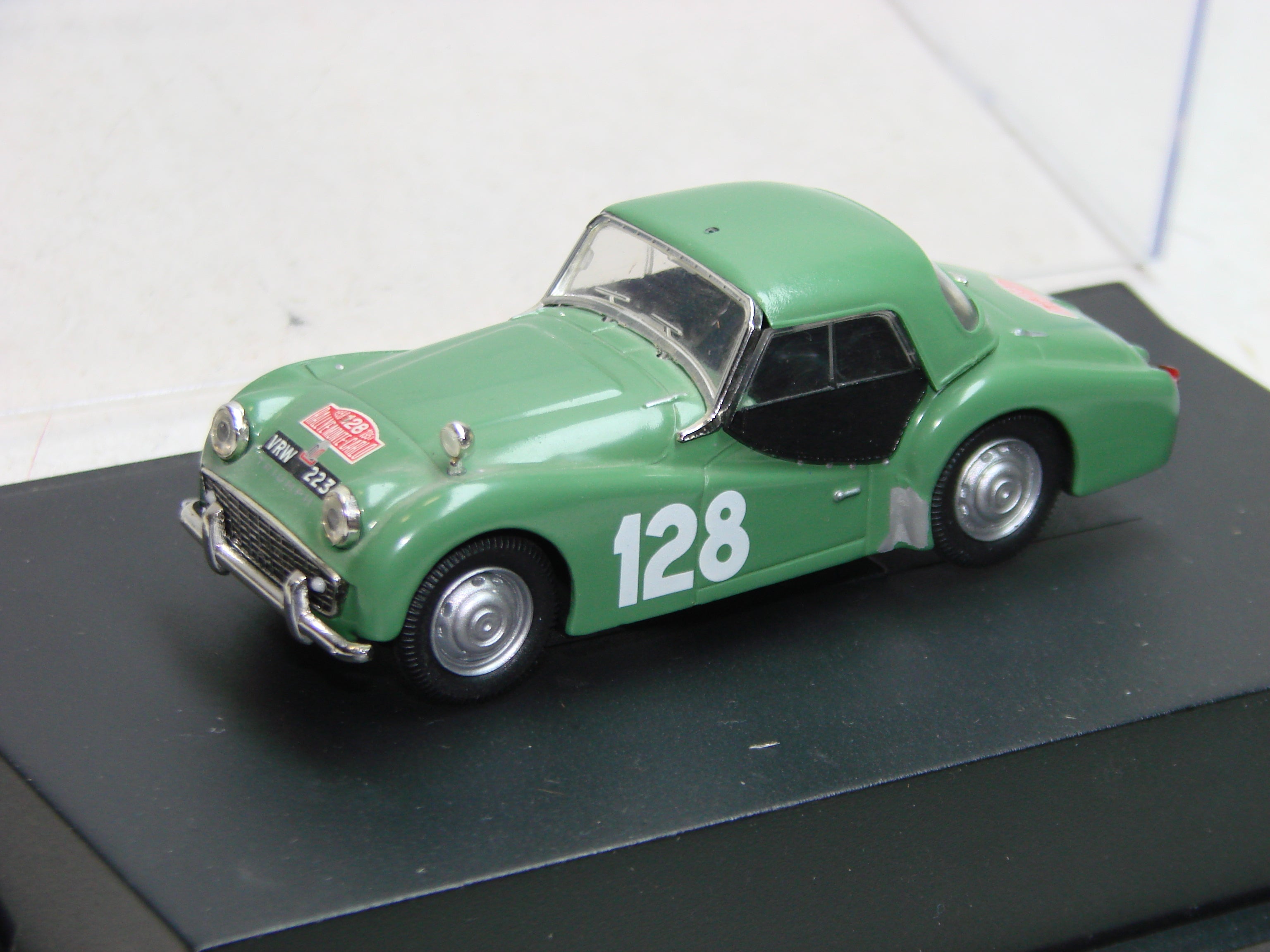 SE - UH, 1:43, Triumph TR3A 1959, grün, Le Mans