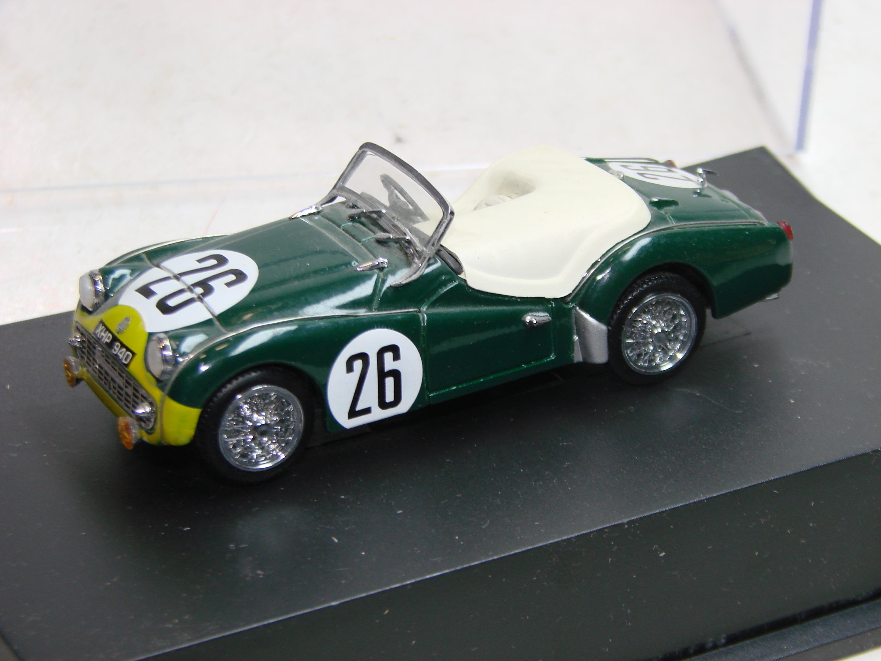 SE - UH, 1:43, Triumph TR3A 1959, grün, Le Mans, NR. 26