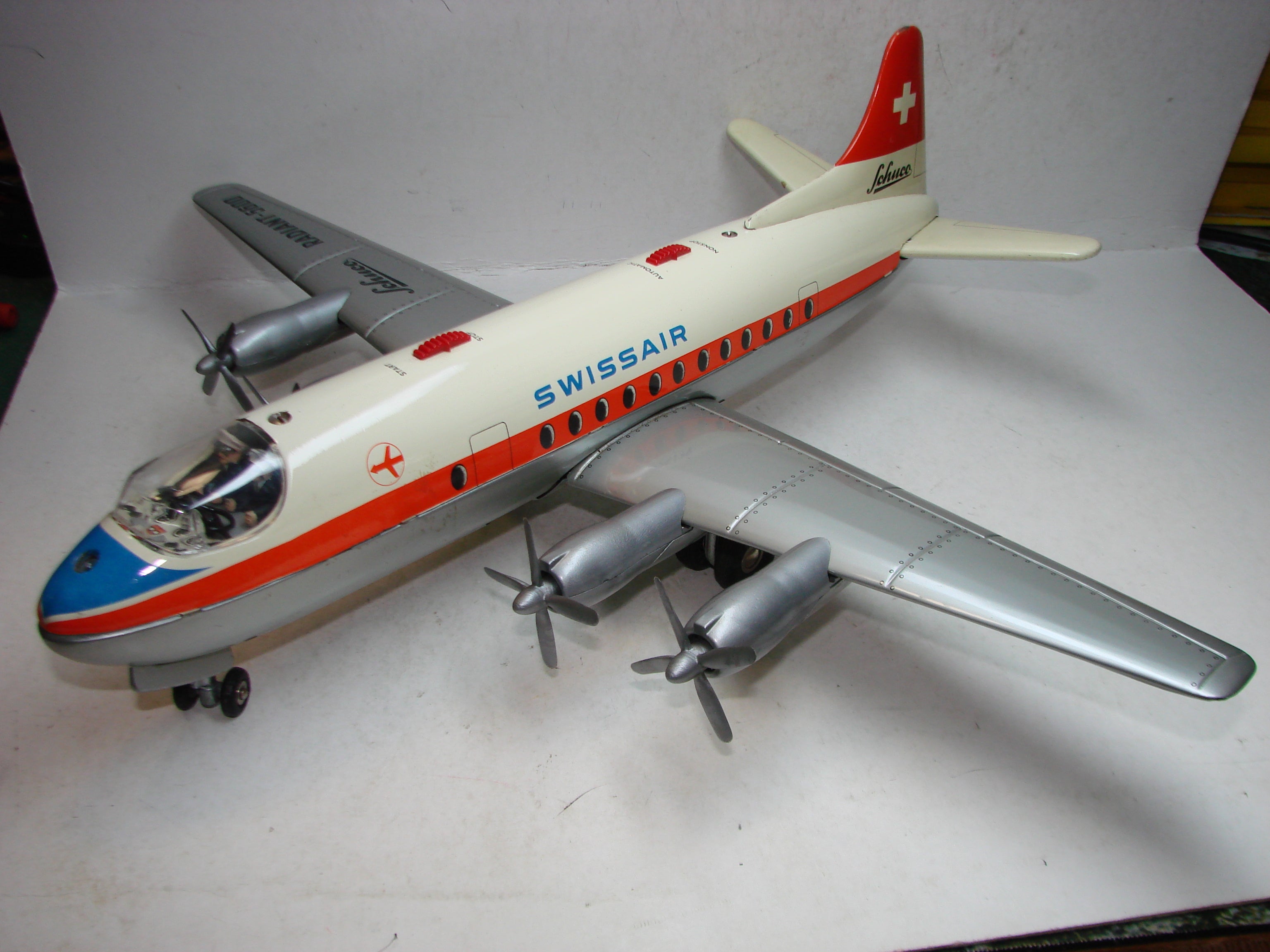 SE1 - Schuco, Elektro Radiant 5600, Blech Flugzeug, Swissair, ovp, von 1954