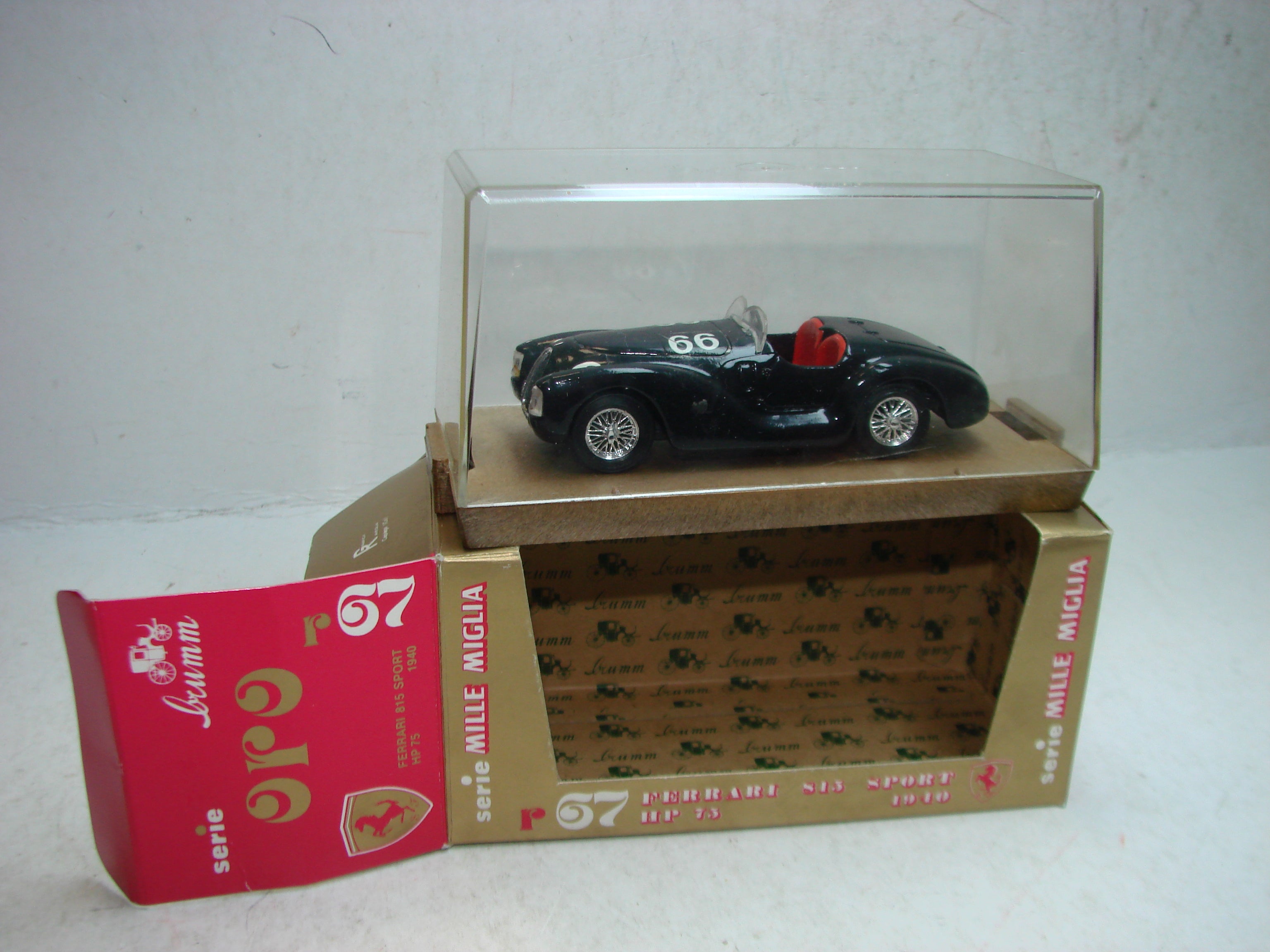 SE1 - Brumm ORO, r67, 1:43, Ferrari 813 Sport, schwarz,ovp, unbenutzt