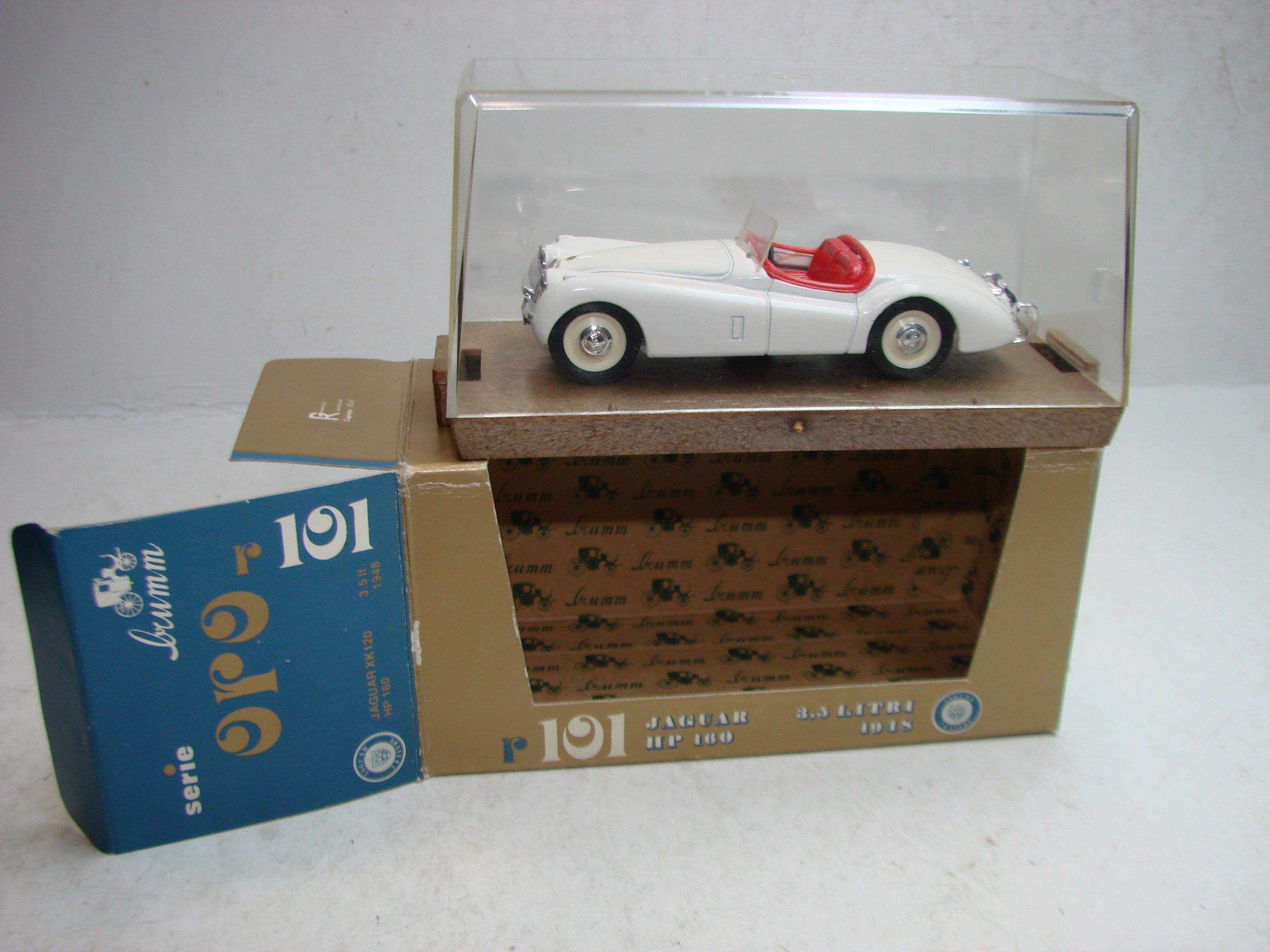 SE1 - Brumm ORO, r101, 1:43, Jaguar 3,5, weiß, ovp, unbenutzt