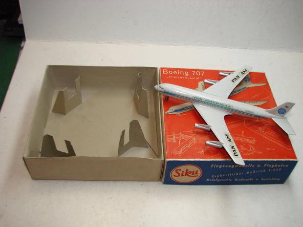 LB - Siku Plastik 1:250, F3a, Flugzeug, Boeing 707, Pan American, ovp, von 1954