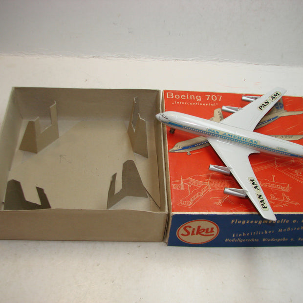 LB - Siku Plastik 1:250, F3a, Flugzeug, Boeing 707, Pan American, ovp, von 1954