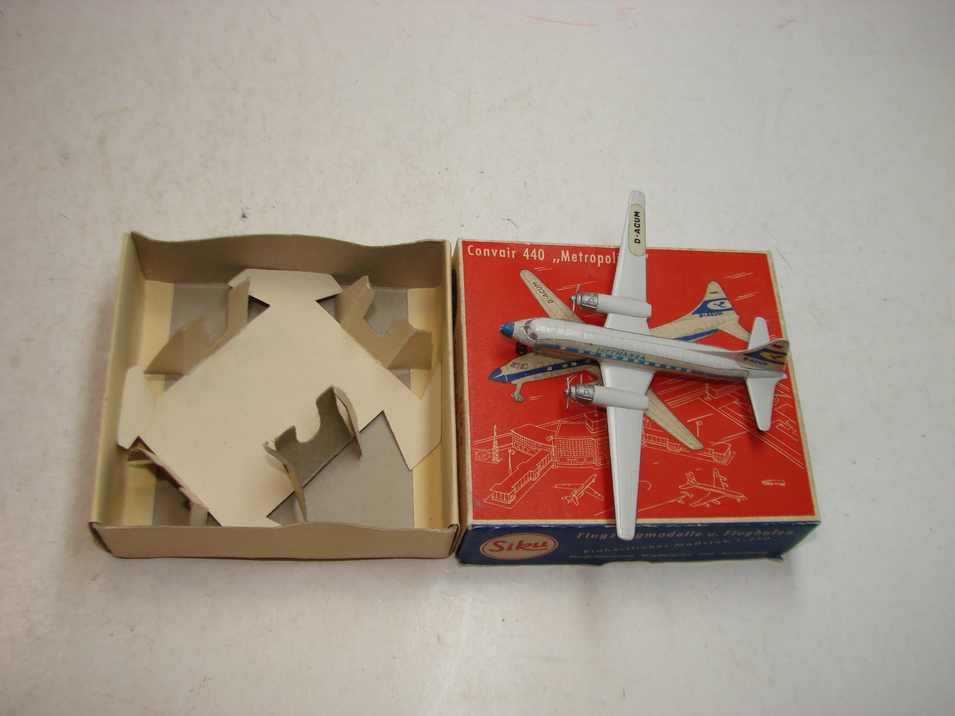 LB - Siku Plastik 1:250, F12a, Flugzeug, Convair 440, Metropolitan , ovp, von 1954
