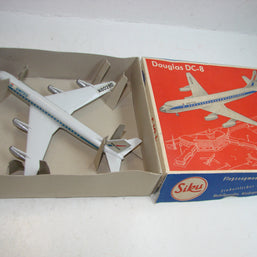 LB - Siku Plastik 1:250, F 19 b , Flugzeug, Douglas DC-8,United Airlines, ovp, von 1954