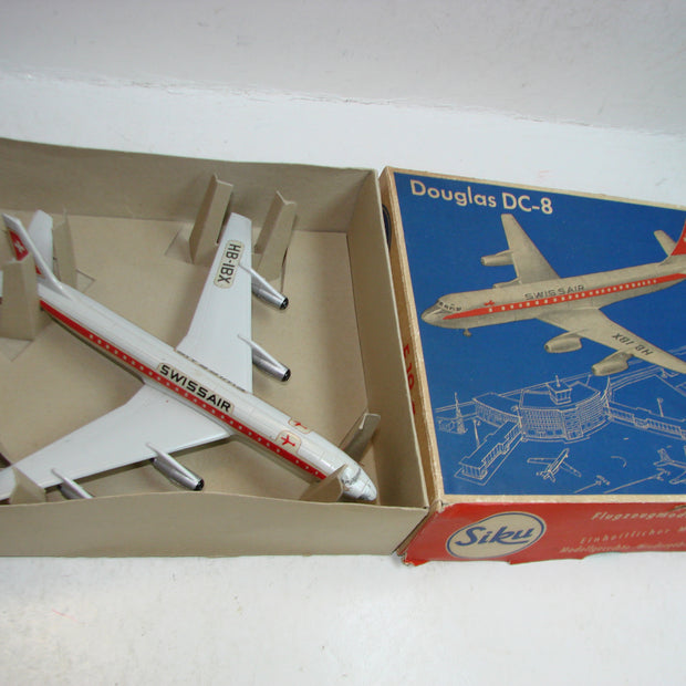 LB - Siku Plastik 1:250, F 19 a , Flugzeug, Douglas DC-8, "Swissair", ovp, von 1954