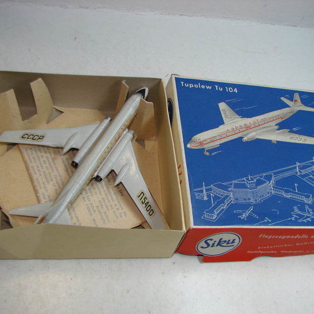 LB - Siku Plastik 1:250, F 7 a, Tupolew Tu 104, Aero Flot, CCCP,ovp, von 1954