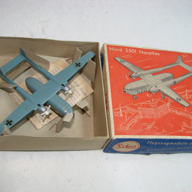 LB - Siku Plastik 1:250, F 15 a, Nord 2501 Noratlas, "Bundeswehr",ovp, von 1954