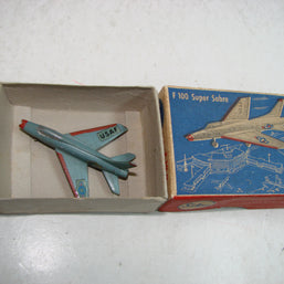 LB - Siku Plastik 1:250, F 10, F 100 Super Sabre, 