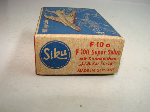 LB - Siku Plastik 1:250, F 10, F 100 Super Sabre, "USAF" ovp, von 1954