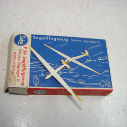 LB - Siku Plastik 1:250, F 24, Segelflugzeug, 
