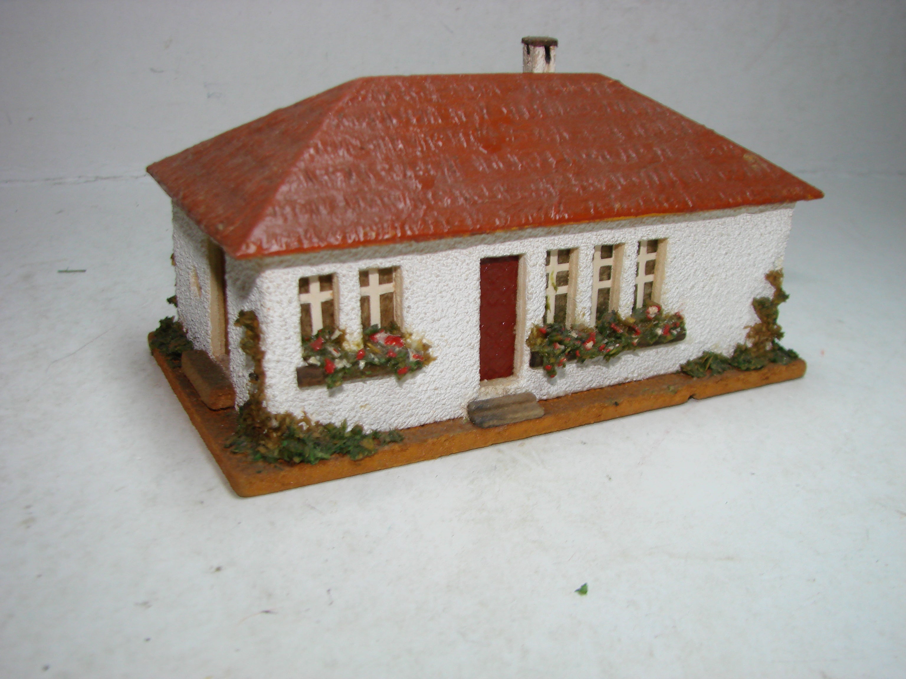 LB-Faller ,Holzhaus, H0, NR. 255, Italienische Villa , 50iger Jahre, sehr guter Zustand